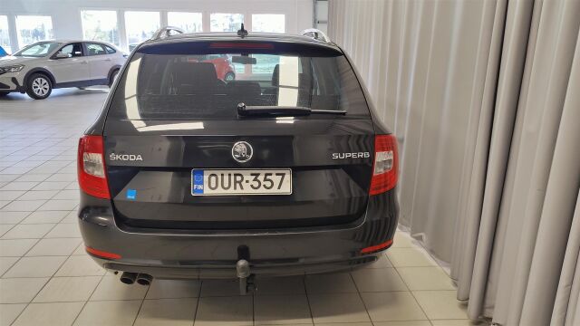 SKODA Superb 2014 Combi 2,0 TDI 140 Ambition Business DSG Autom.