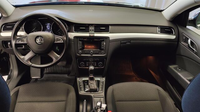 SKODA Superb 2014 Combi 2,0 TDI 140 Ambition Business DSG Autom.