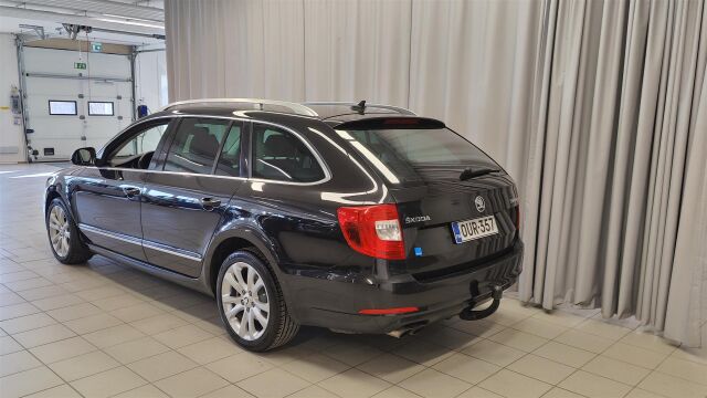 SKODA Superb 2014 Combi 2,0 TDI 140 Ambition Business DSG Autom.