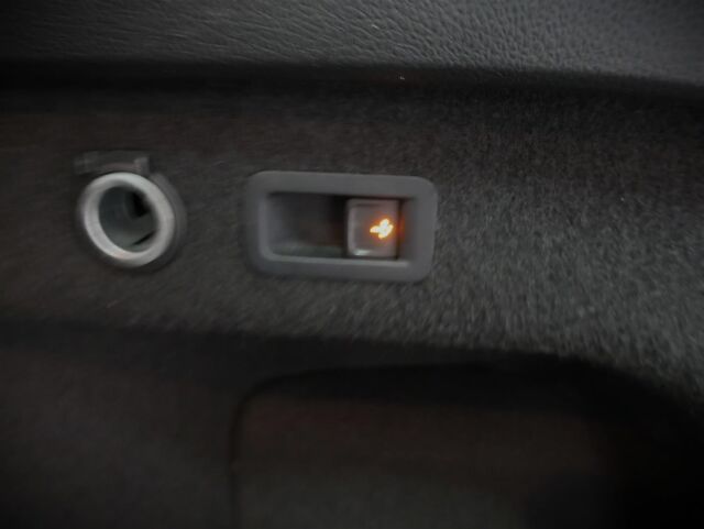 VOLKSWAGEN Passat 2015 Variant Highline 2,0 TDI Biturbo 176 kW (240 hv) 4MOTION DSG-automaatti