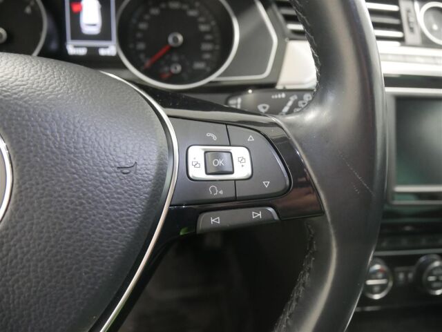 VOLKSWAGEN Passat 2015 Variant Highline 2,0 TDI Biturbo 176 kW (240 hv) 4MOTION DSG-automaatti