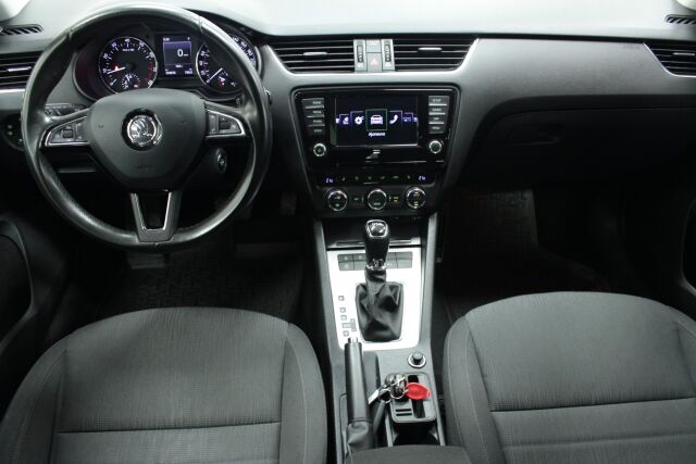 SKODA Octavia 2015 Combi 1,4 TSI Style DSG Autom.
