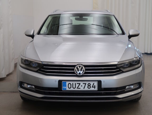 Volkswagen Passat 2015 Variant Highline 1,8 TSI 132 kW (180 hv) BlueMotion Technology DSG-automaatti