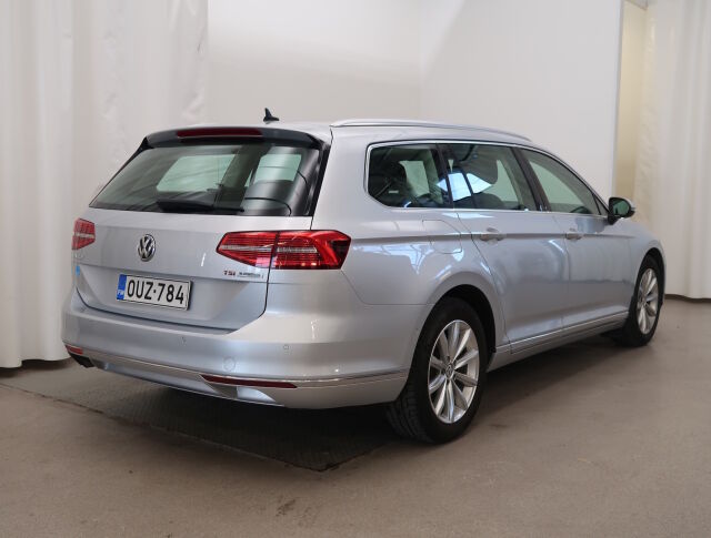 Volkswagen Passat 2015 Variant Highline 1,8 TSI 132 kW (180 hv) BlueMotion Technology DSG-automaatti