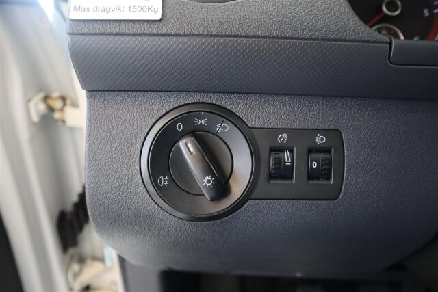 VOLKSWAGEN Caddy 2011 umpipakettiauto 1,6 TDI 75kW