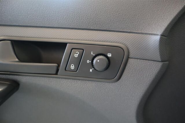 VOLKSWAGEN Caddy 2011 umpipakettiauto 1,6 TDI 75kW
