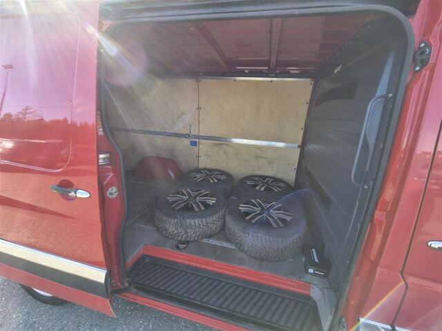 MERCEDES-BENZ Sprinter 2015 313CDI-3,55/37K keskipitkä A2 BE