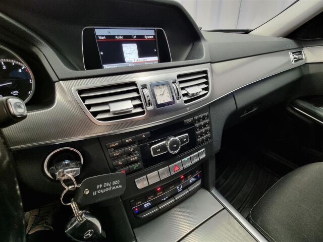MERCEDES-BENZ E 2014 220 CDI BE T A Premium Business / Ortopedi / Navi /Koukku / M-Lämmitin