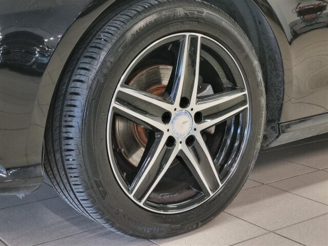 MERCEDES-BENZ E 2014 220 CDI BE T A Premium Business / Ortopedi / Navi /Koukku / M-Lämmitin
