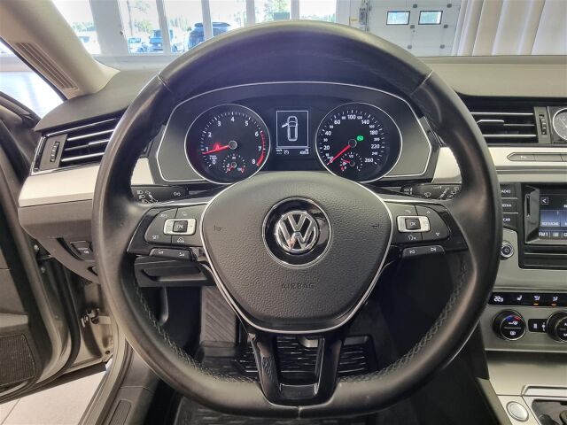 VOLKSWAGEN Passat 2017 Variant Comfortline 1,4 TSI 92 kW (125 hv) DSG-automaatti