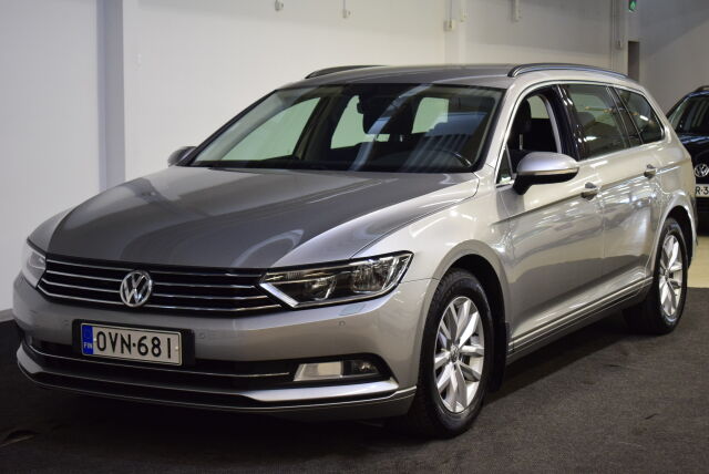 VOLKSWAGEN Passat 2017 Variant Comfortline 1,4 TSI 92 kW (125 hv) DSG-automaatti