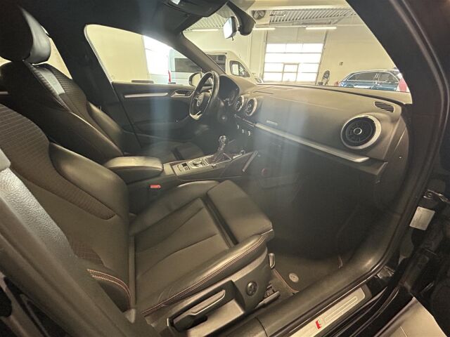 AUDI S3 2017 Sportback 2,0 TFSI 228 kW quattro S tronic, 1-omisteinen, Suomiauto, Audi harrastajalta!