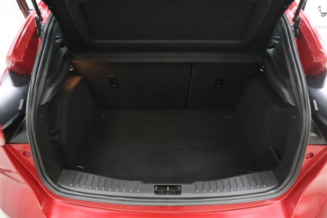 FORD Focus 2017 1,0 EcoBoost 125 hv Start/Stop M6 ST-Line 5-ovinen