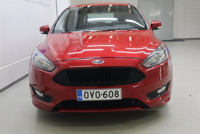 FORD Focus 2017 1,0 EcoBoost 125 hv Start/Stop M6 ST-Line 5-ovinen
