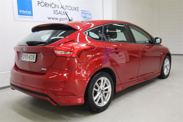 FORD Focus 2017 1,0 EcoBoost 125 hv Start/Stop M6 ST-Line 5-ovinen