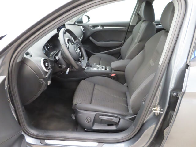 Audi A3 2017 Sedan Land of quattro Edition 2,0 TDI 135 kW quattro S tronic