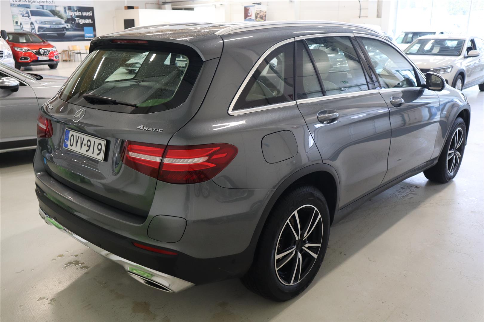 Mercedes-Benz GLC 2017, kuva 3/27