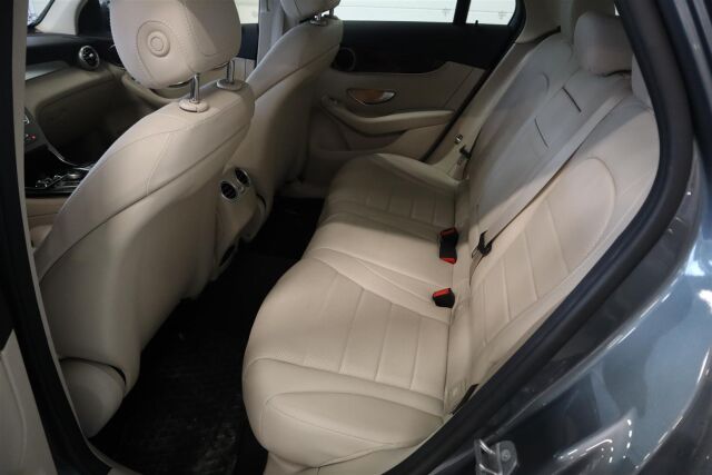 Mercedes-Benz GLC 2017 350 e 4Matic A Premium Business