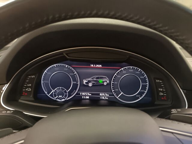 AUDI Q7 2017 Business 3,0 V6 TDI e-tron quattro tiptronic