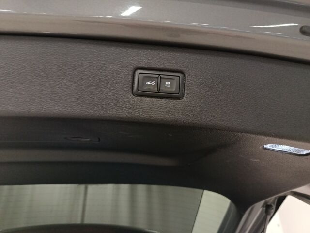 AUDI Q7 2017 Business 3,0 V6 TDI e-tron quattro tiptronic