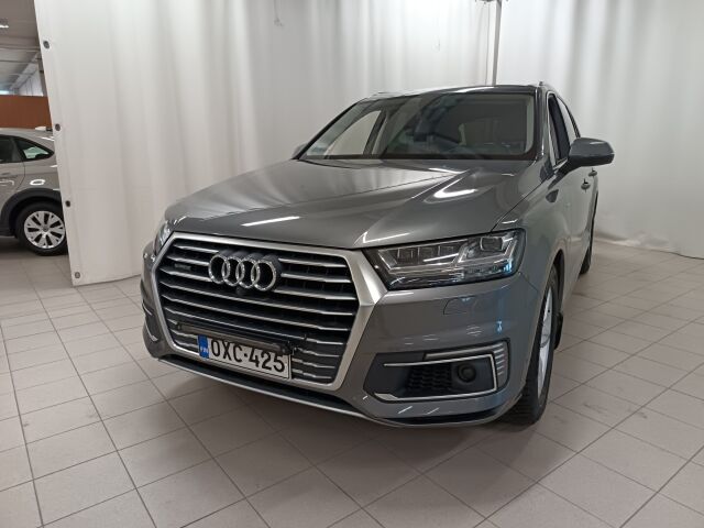 AUDI Q7 2017 Business 3,0 V6 TDI e-tron quattro tiptronic