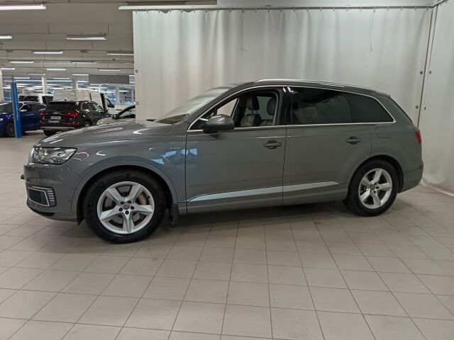 AUDI Q7 2017 Business 3,0 V6 TDI e-tron quattro tiptronic