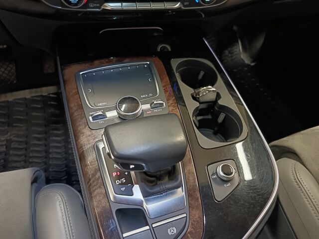 AUDI Q7 2017 Business 3,0 V6 TDI e-tron quattro tiptronic