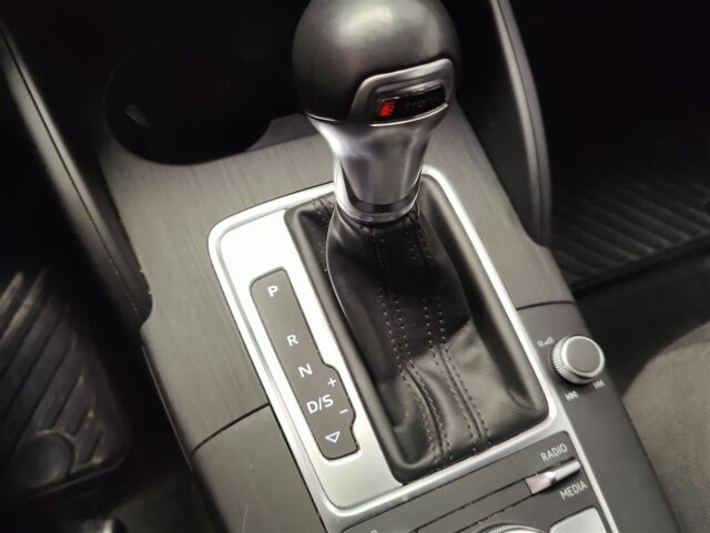 AUDI A3 2018 Sedan Pro Business Edition 1,0 TFSI 85 kW S tronic