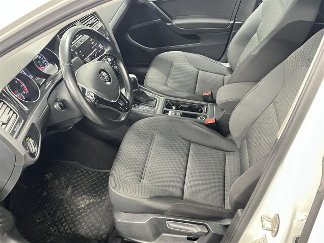 VOLKSWAGEN Golf 2018 Comfortline 1,0 TSI 81 kW (110 hv) DSG-automaatti, 1-omisteinen suomiauto! Hieno yksilö!