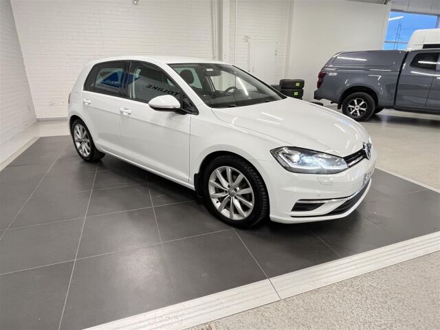 VOLKSWAGEN Golf 2018 Comfortline 1,0 TSI 81 kW (110 hv) DSG-automaatti, 1-omisteinen suomiauto! Hieno yksilö!