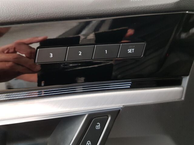 VOLKSWAGEN Touareg 2020 3,0 V6 TDI SCR 170 kW (231 hv) 4MOTION Tiptronic-automaatti Elegance