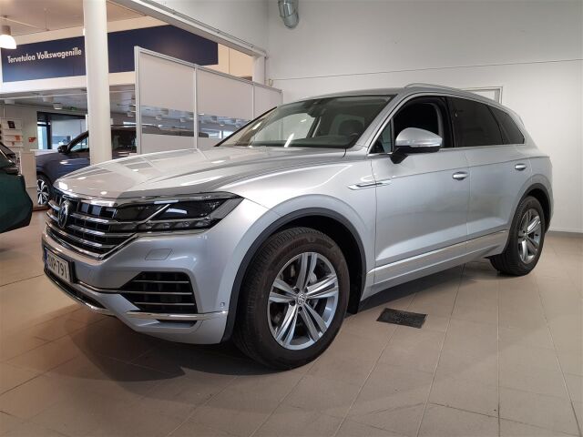 VOLKSWAGEN Touareg 2020 3,0 V6 TDI SCR 170 kW (231 hv) 4MOTION Tiptronic-automaatti Elegance