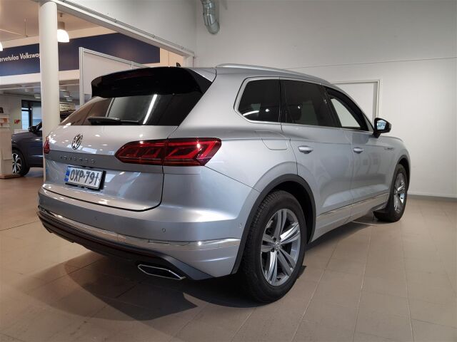 VOLKSWAGEN Touareg 2020 3,0 V6 TDI SCR 170 kW (231 hv) 4MOTION Tiptronic-automaatti Elegance