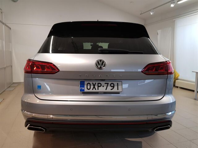 VOLKSWAGEN Touareg 2020 3,0 V6 TDI SCR 170 kW (231 hv) 4MOTION Tiptronic-automaatti Elegance