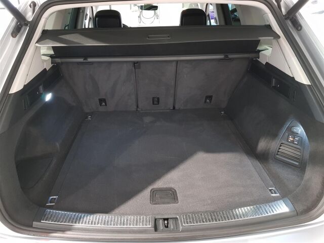 VOLKSWAGEN Touareg 2020 3,0 V6 TDI SCR 170 kW (231 hv) 4MOTION Tiptronic-automaatti Elegance