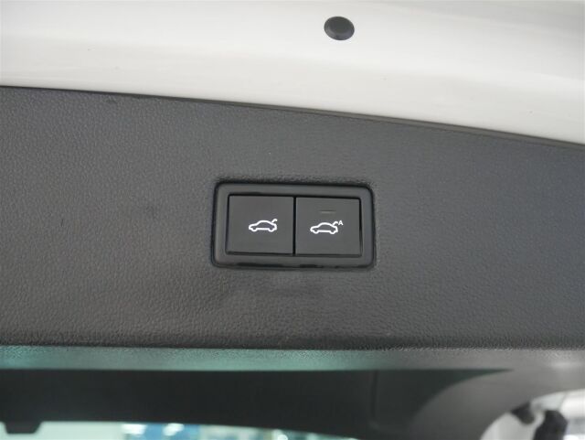 VOLKSWAGEN Tiguan 2019 Comfortline 2,0 TDI SCR 110 kW (150 hv) DSG-automaatti