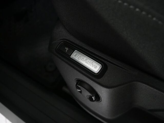 VOLKSWAGEN Tiguan 2019 Comfortline 2,0 TDI SCR 110 kW (150 hv) DSG-automaatti