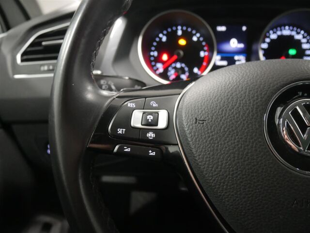 VOLKSWAGEN Tiguan 2019 Comfortline 2,0 TDI SCR 110 kW (150 hv) DSG-automaatti