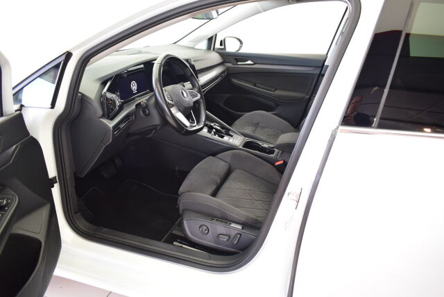 VOLKSWAGEN Golf 2020 First Edition Style 1,5 eTSI 110 kW (MHEV) DSG-automaatti