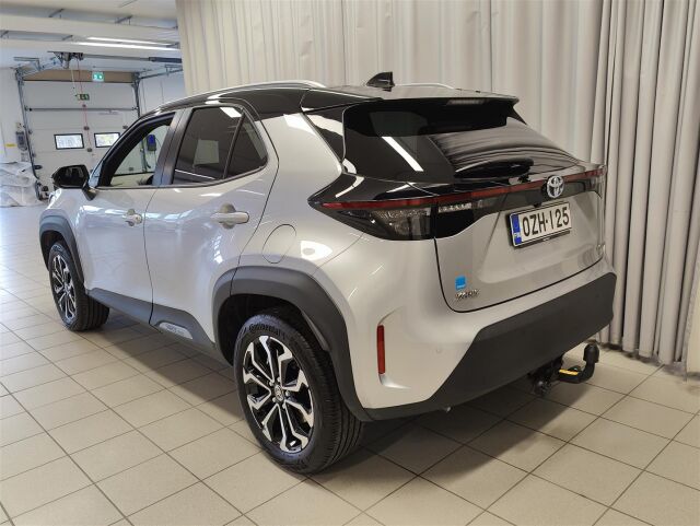 TOYOTA Yaris Cross 2022 1,5 Hybrid Intense
