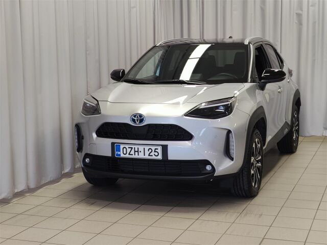 TOYOTA Yaris Cross 2022 1,5 Hybrid Intense