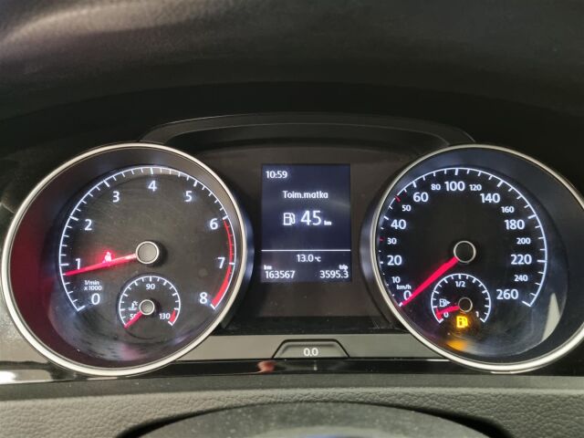 VOLKSWAGEN Golf 2019 Variant  R-Line  1,5 TSI EVO 96 kW (130 hv) / ACC / Vetokoukku / P-Kamera /