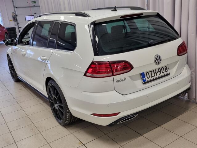 VOLKSWAGEN Golf 2019 Variant  R-Line  1,5 TSI EVO 96 kW (130 hv) / ACC / Vetokoukku / P-Kamera /