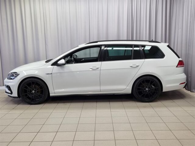 VOLKSWAGEN Golf 2019 Variant  R-Line  1,5 TSI EVO 96 kW (130 hv) / ACC / Vetokoukku / P-Kamera /
