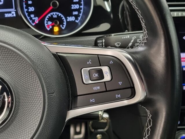 VOLKSWAGEN Golf 2019 Variant  R-Line  1,5 TSI EVO 96 kW (130 hv) / ACC / Vetokoukku / P-Kamera /