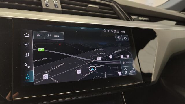 AUDI e-tron 2022 S line 55 quattro *SOH 97,7%* matrixled,tour,sähköpenkit,ACC,Navi,Advanced key
