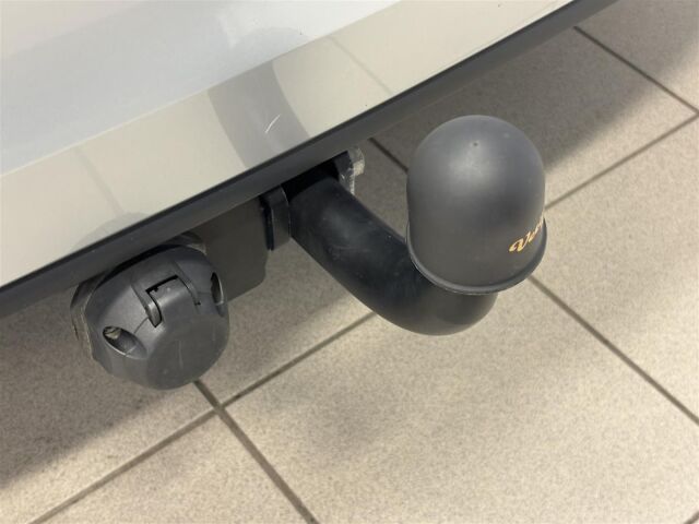 VOLKSWAGEN Golf 2022 Variant Comfort 2,0 TDI SCR 85 kW DSG-automaatti