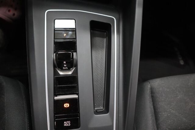 VOLKSWAGEN Golf 2022 Variant Comfort 2,0 TDI SCR 85 kW DSG-automaatti
