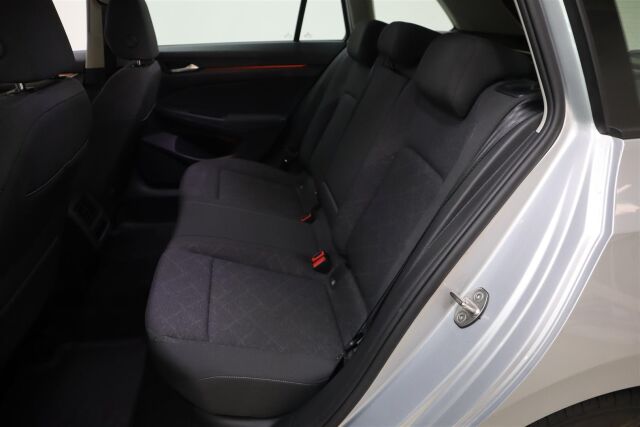 VOLKSWAGEN Golf 2022 Variant Comfort 2,0 TDI SCR 85 kW DSG-automaatti