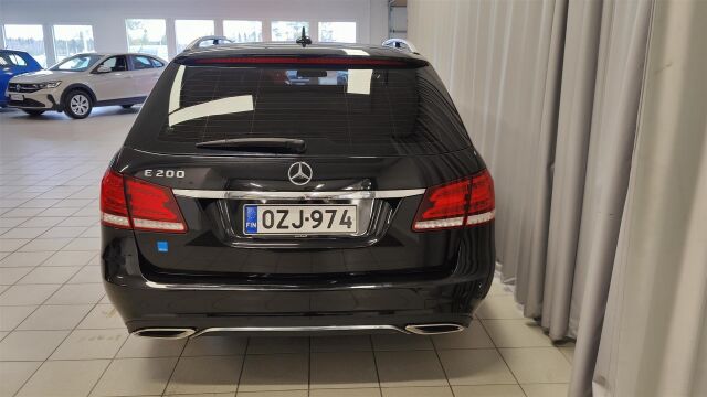 MERCEDES-BENZ E 2013 200 BE T A   * Moottorinlämmitin *